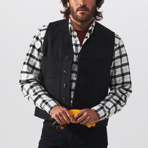 Filson Mackinaw Wool Vest - size 40